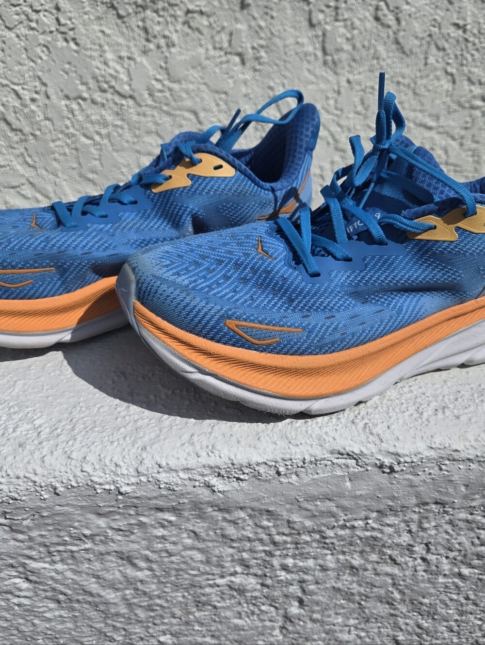 Hoka Clifton 9 Mens 8.5 Wide